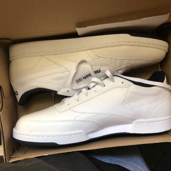 Reebok White/Navy, Club C new in box - Picture 1 of 6